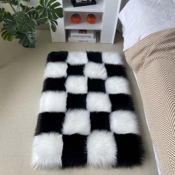 Black And White Fur Carpet Manufacturers in Andhra Pradesh